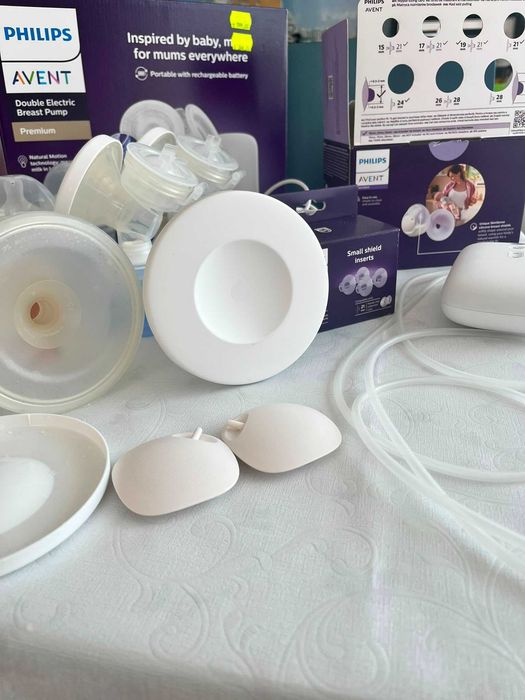 Продавам двойна електрическа помпа за кърма Philips Avent + Hands-Free комплект