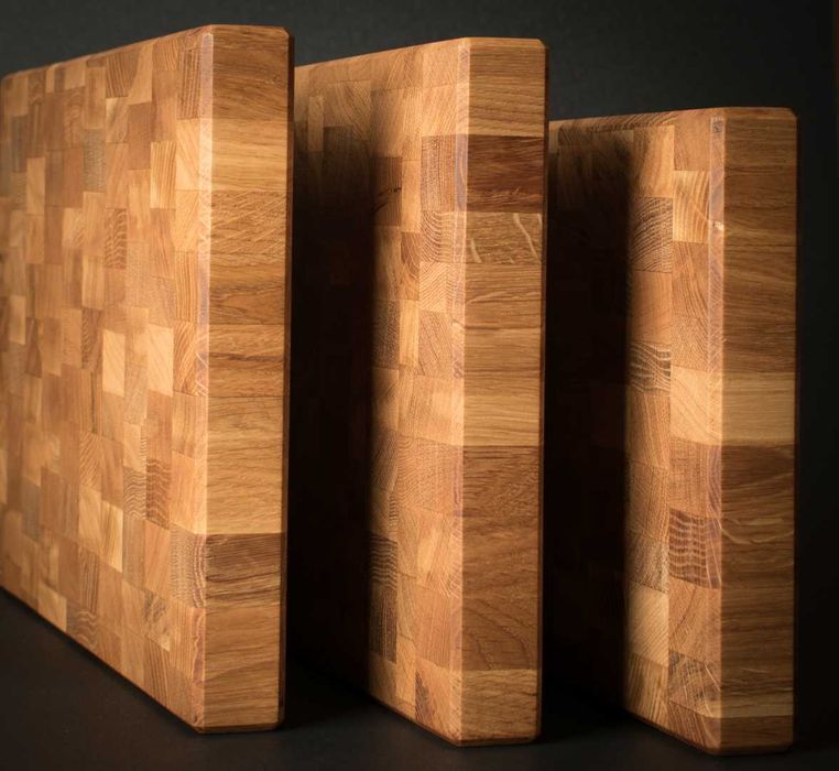 Tocator de lemn cu fibra intoarsa (end grain)