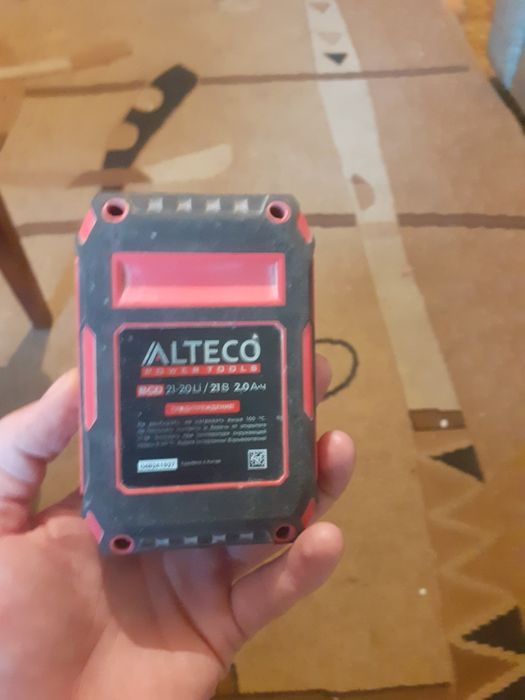 Батарея для шурупеверта