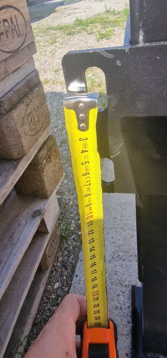 Picior sprijin remorca 14 tone pret 1200 lei se poate trimite prin cur