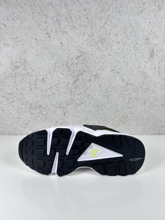 Nike Air Huarache Neon Magenta