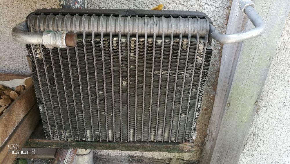 Ланча Капа на части(за всекиго по нещо)