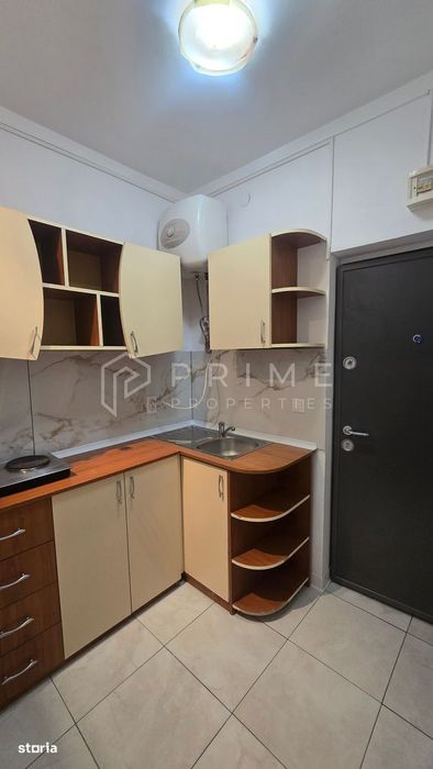 Garsonieră,  etaj 1, mobilată și utilată- 7 Noiembrie
