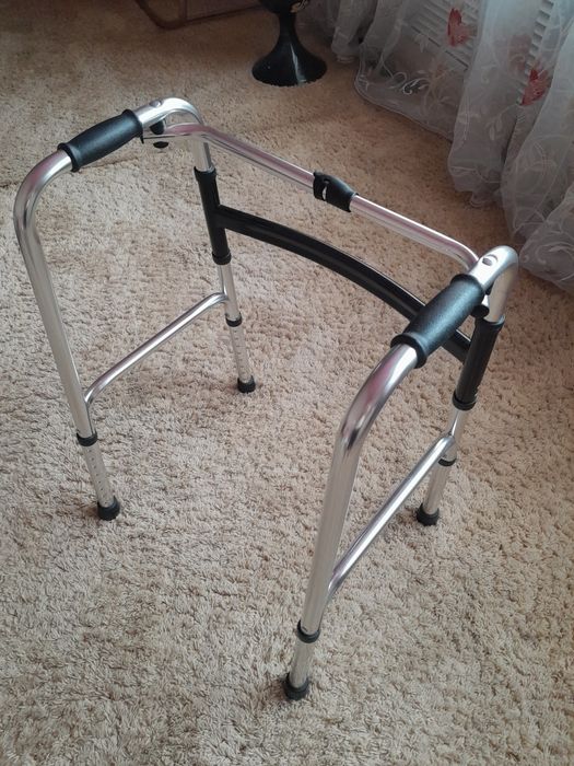 Медицина ходунки