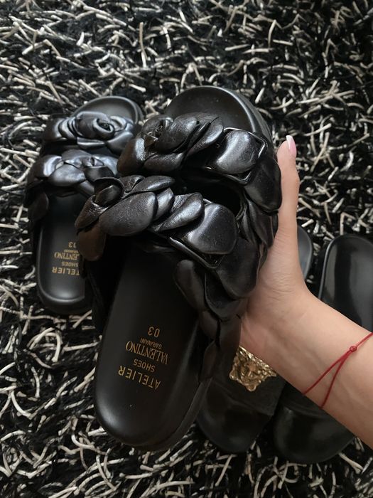 Чехли Valentino и Versace