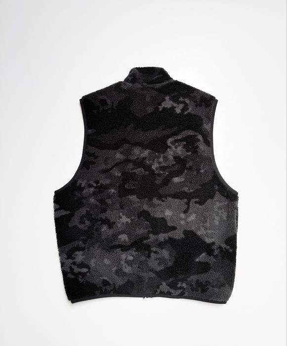 Vesta adidas reversibilă – 2 fețe, negru/camuflaj