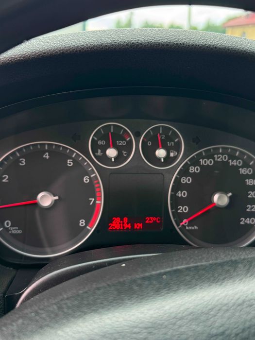 FORD Focus 2007 — imagine 4