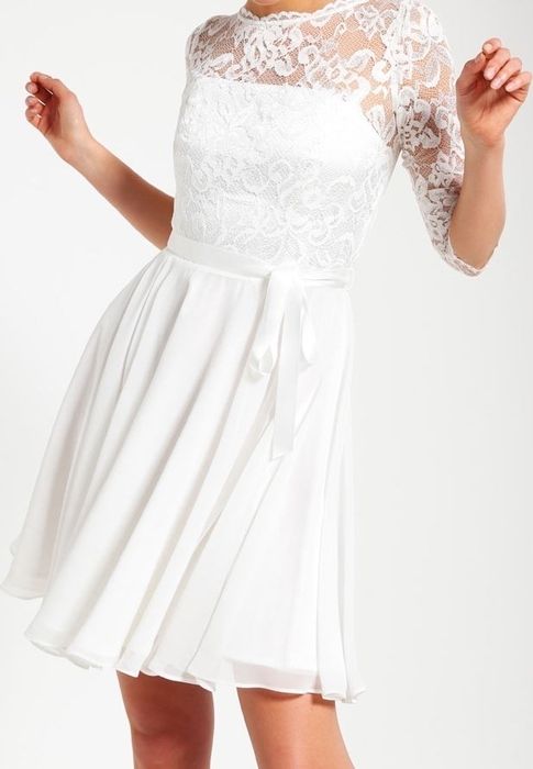 Булченска  сватбена или за кръщене официална бяла рокля SWING