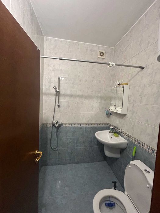 Дава се под наем Едностаен апартамент в Пловдив, Гагарин - 35 кв.м за 306 € - Снимка #2