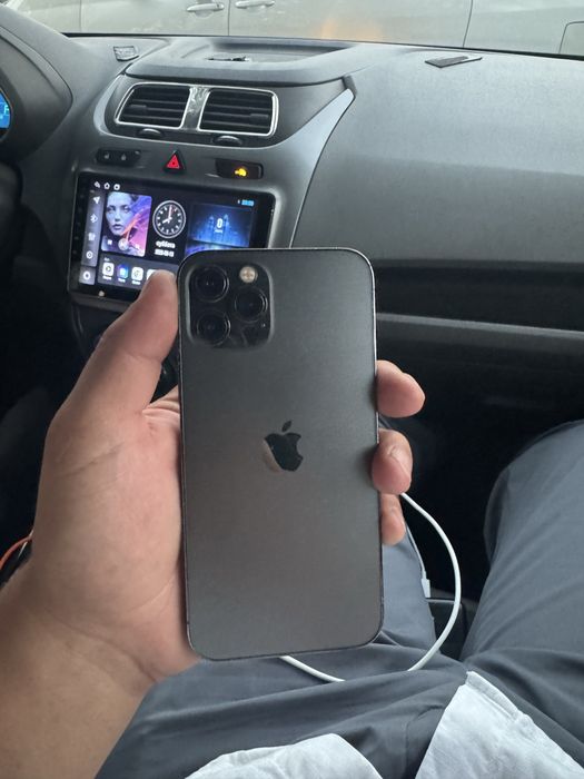 iPhone 12 pro ….