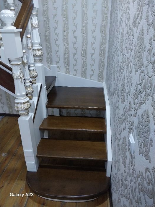 Зина соф тахта ёнгок ва катик ёгочлардан