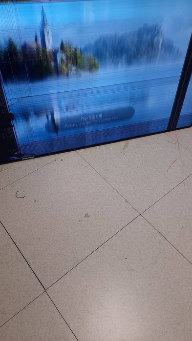 Tv LG diagonală 166"