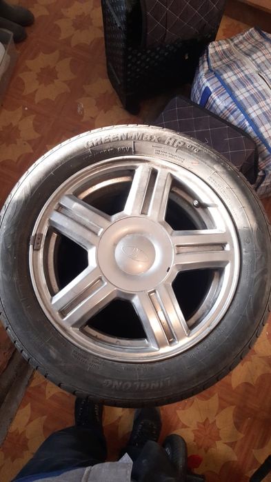 Продам диск с шины летный