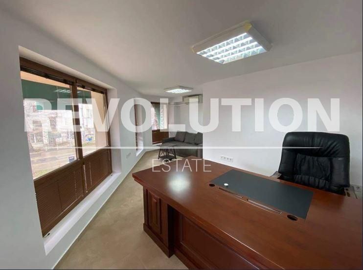 Офис в района на Чаталджа!