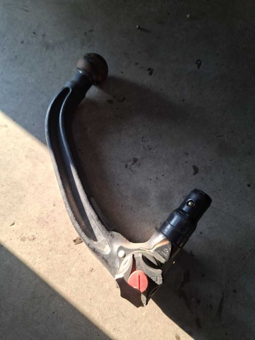 Cârlig remorcare Opel Astra J 2011
