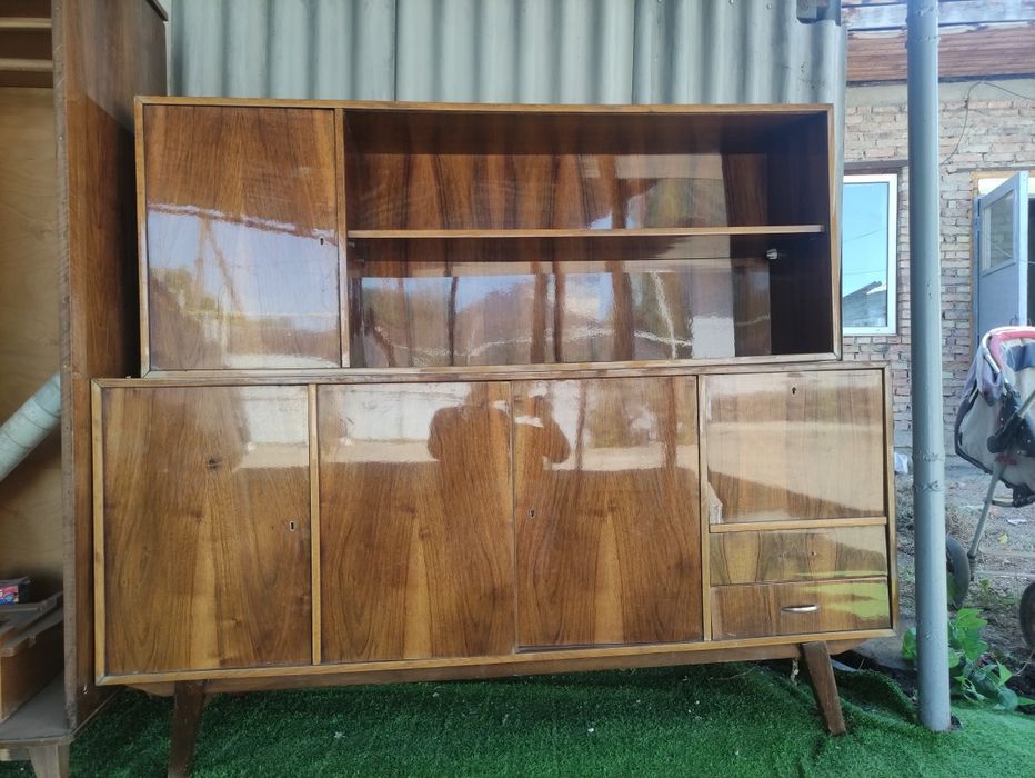 Продам советский сервант