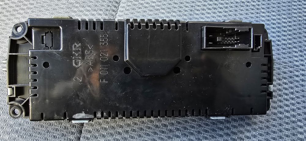 Mercedes w203 фейс, панел климатик. C220 2005г. 20383017
9 1400