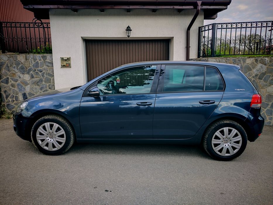 VOLKSWAGEN Golf 2011 — imagine 4