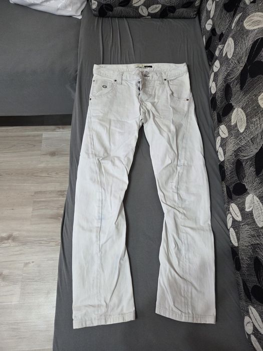 Бутикови дънки Energie