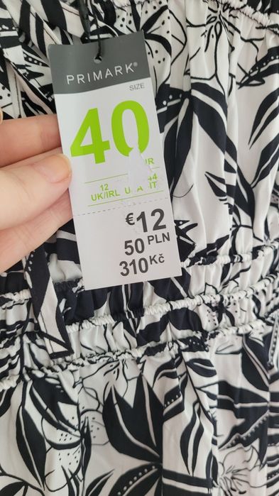 Top Primark Nou cu eticheta