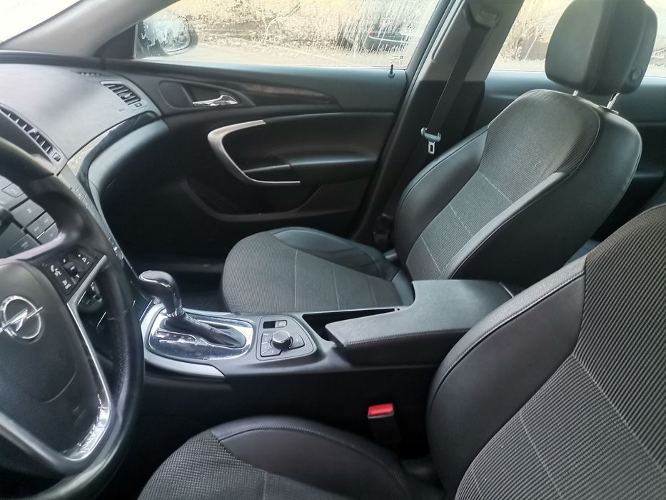 Open insignia 2.0 173коня седан