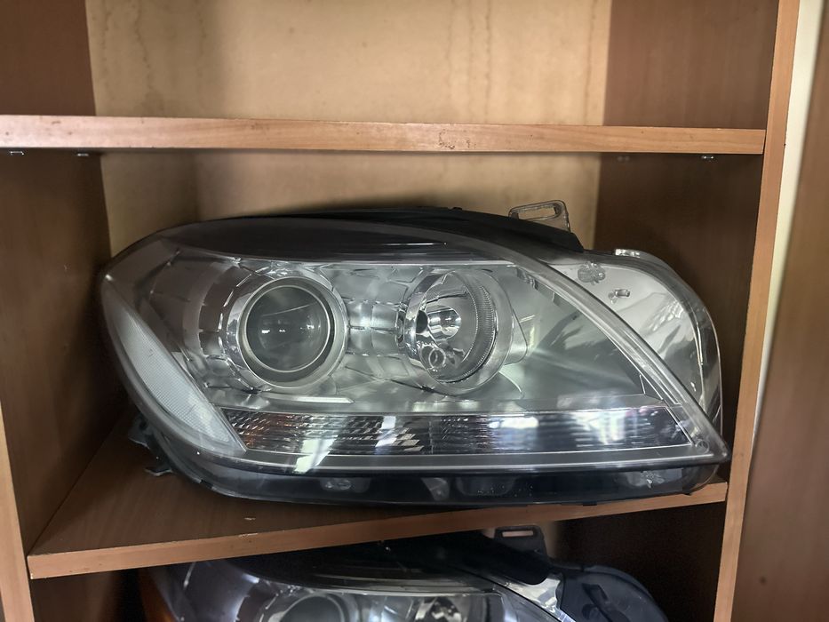 Десен фар Мерцедес 166 Mercedes w166  A1668206759
