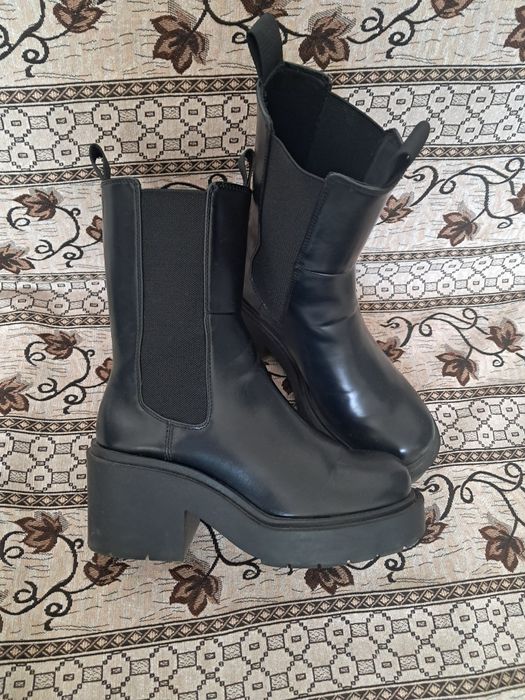 Сапоги ботильоны от H&M