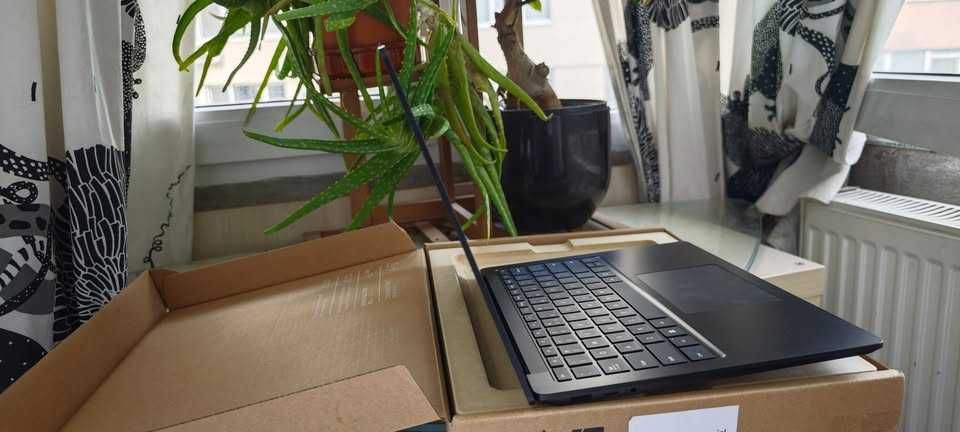 Microsoft Surface Laptop 5 *nou in cutie originala* Intel® Core i7-1265U, 16GB, 256GB