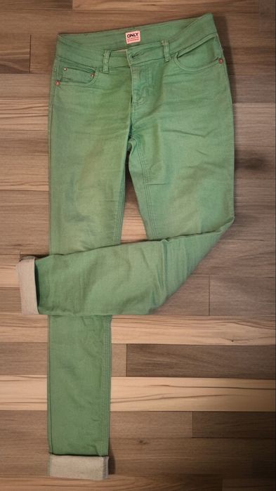 Панталон в зелено