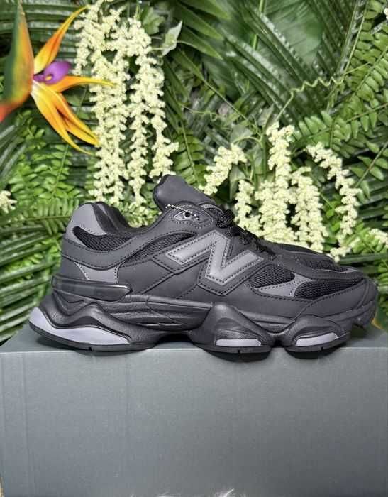 New Balance 9060 Triple Black (36-44 размер)