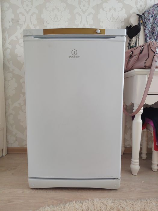 Моразильная камера indesit