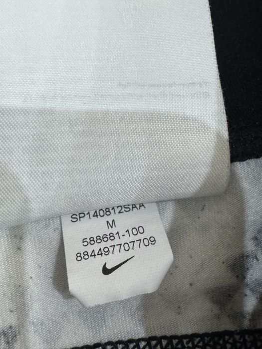 Дамски  клин NIKE DRI-FIT . Размер М
