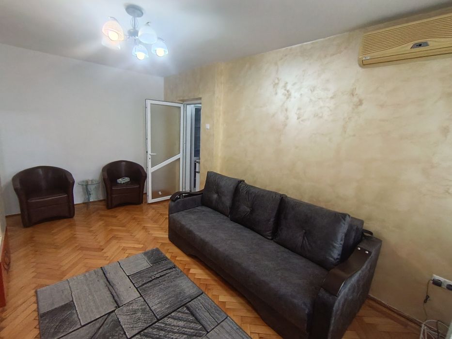 Vand apartament cf1 semidecomandat  et 2 Hipodrom