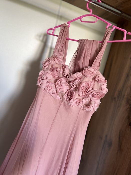 Нежное вечернее платье