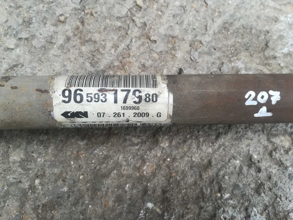 Полуоски Peugeot Пежо 207 1.4 ( лява дясна полуоска )