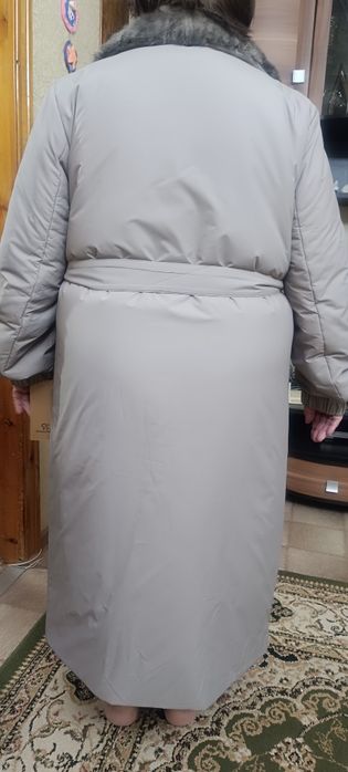 Продам новый пуховик