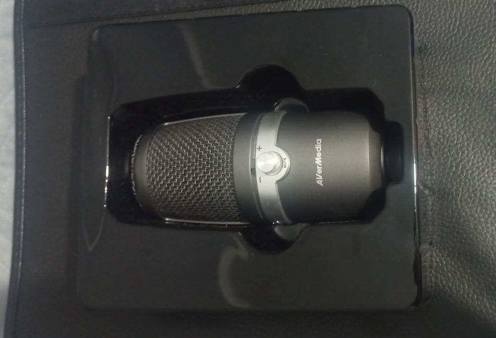 Игровой микрофон AverMedia AM310 USB MICROPHONE