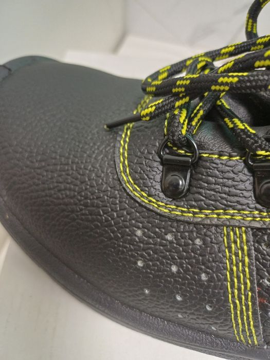 Ботинки летние  кожанные