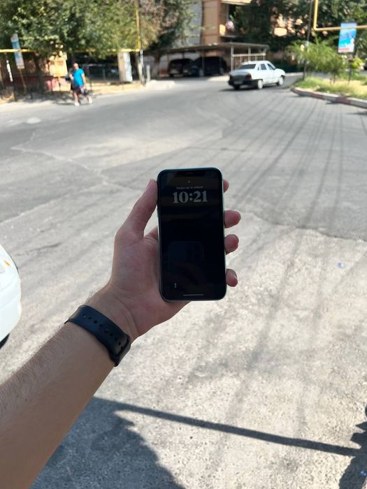 iPhone 11 juda arzon narxda ulgurib qolila jigarlar