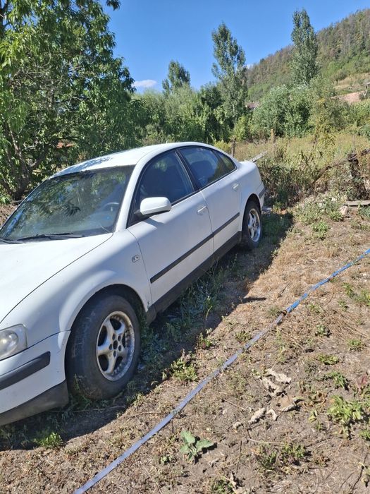 Masa cu scaune  Passat piese
