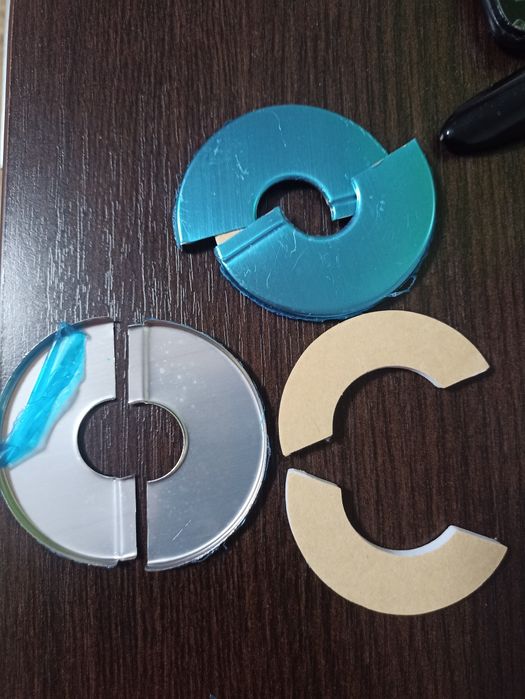 Ornamente inox  baie