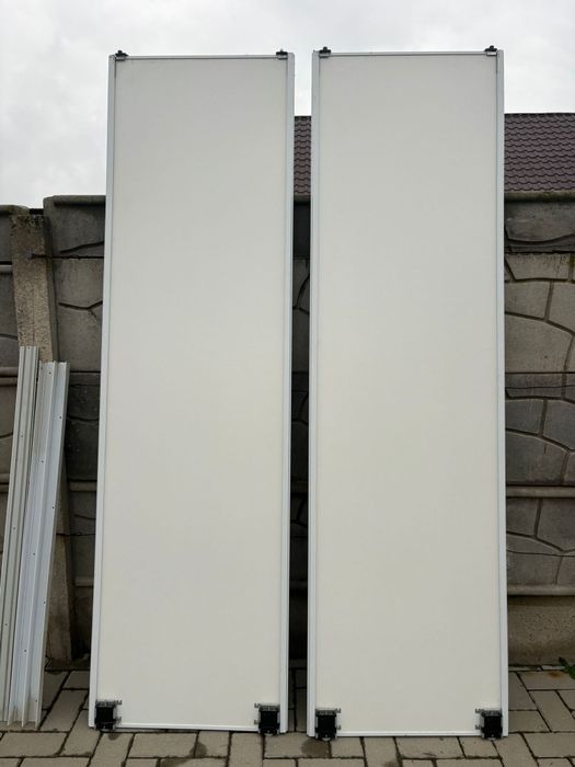 Vând 2 bucăți uși culisante albe cu tot cu cale de rulare 62x216 cm st