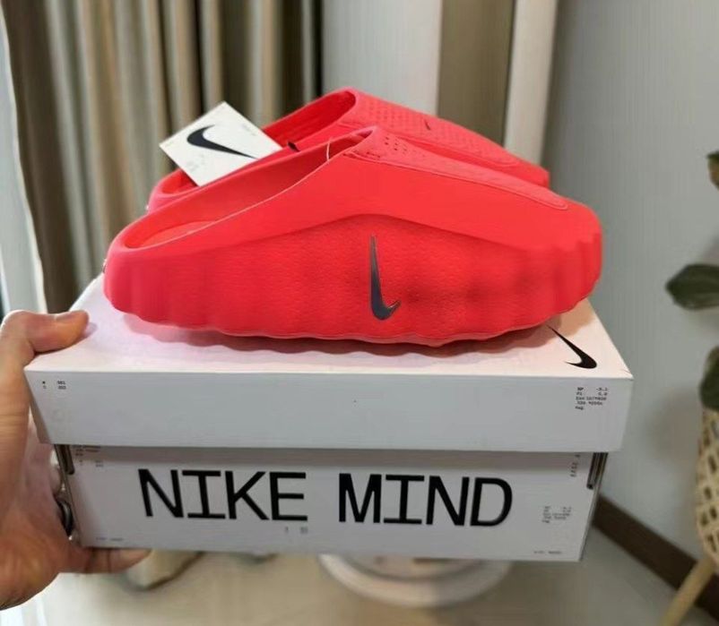 Тапочки Nike mind