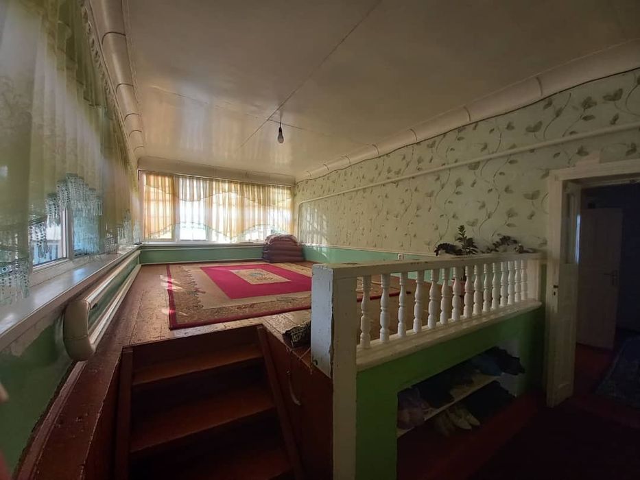 Ховли жой сотилади