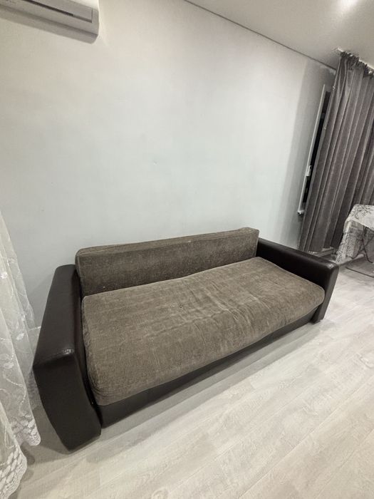 Продам раскладной диван 2метра