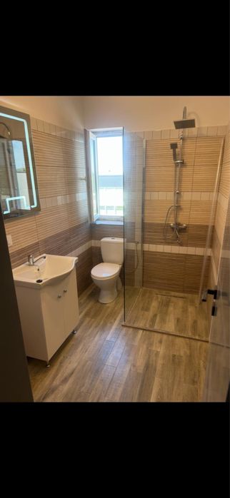 Vand apartament de lux in Albesti la 4 km de Craiova.