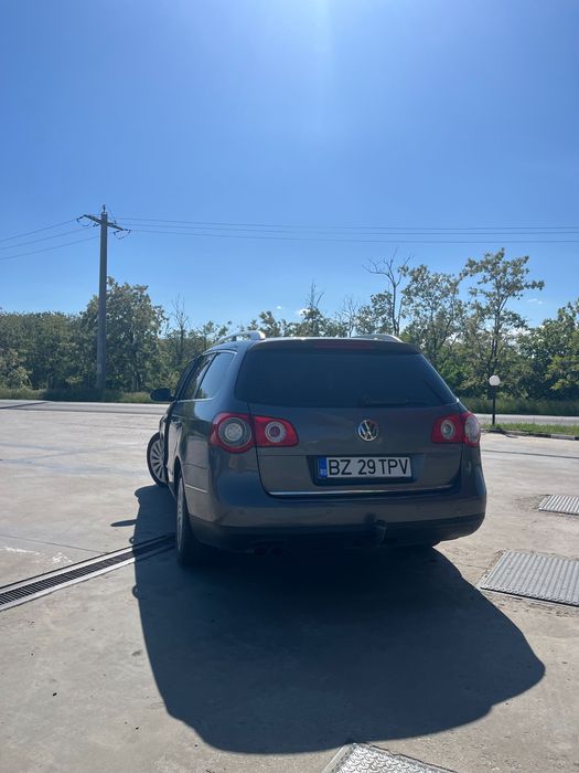 De vânzare passat B6 ,4500 e negociabil