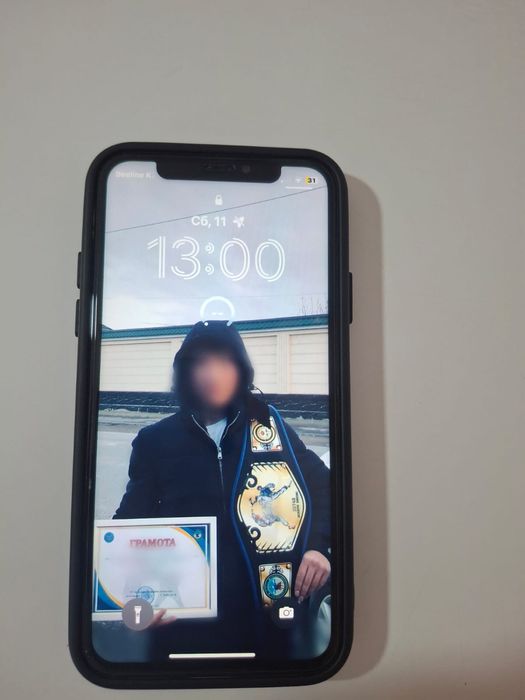 Айфон X сост өте жақсы