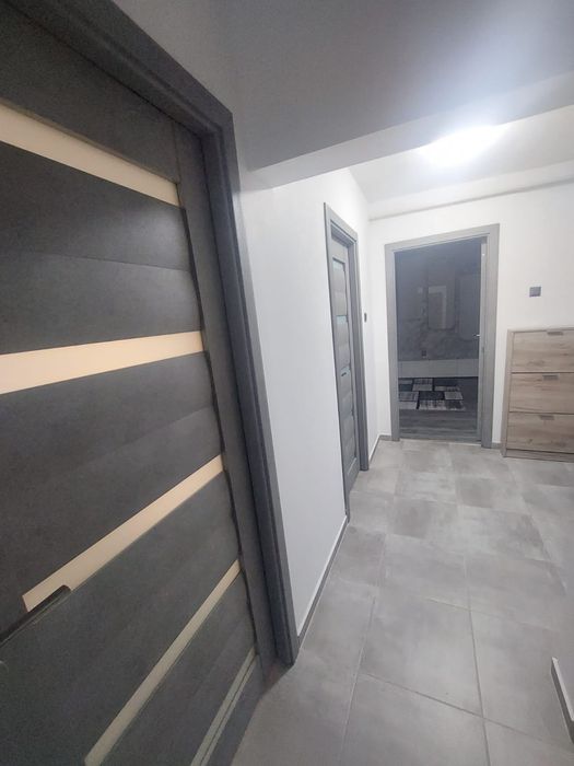 De vânzare apartament cu 2 camere + teren 1000 MP