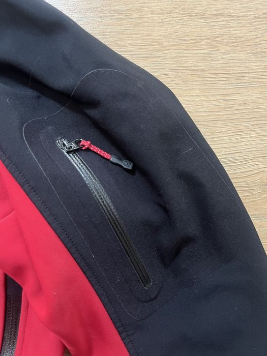 Haglofs Windstopper дамско яке М